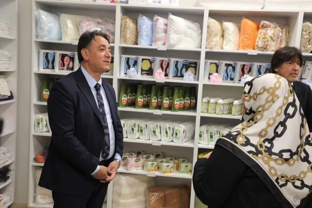 Dr. Ekrem Karakaya Devlet Hastanesine Sosyal Market Açıldı