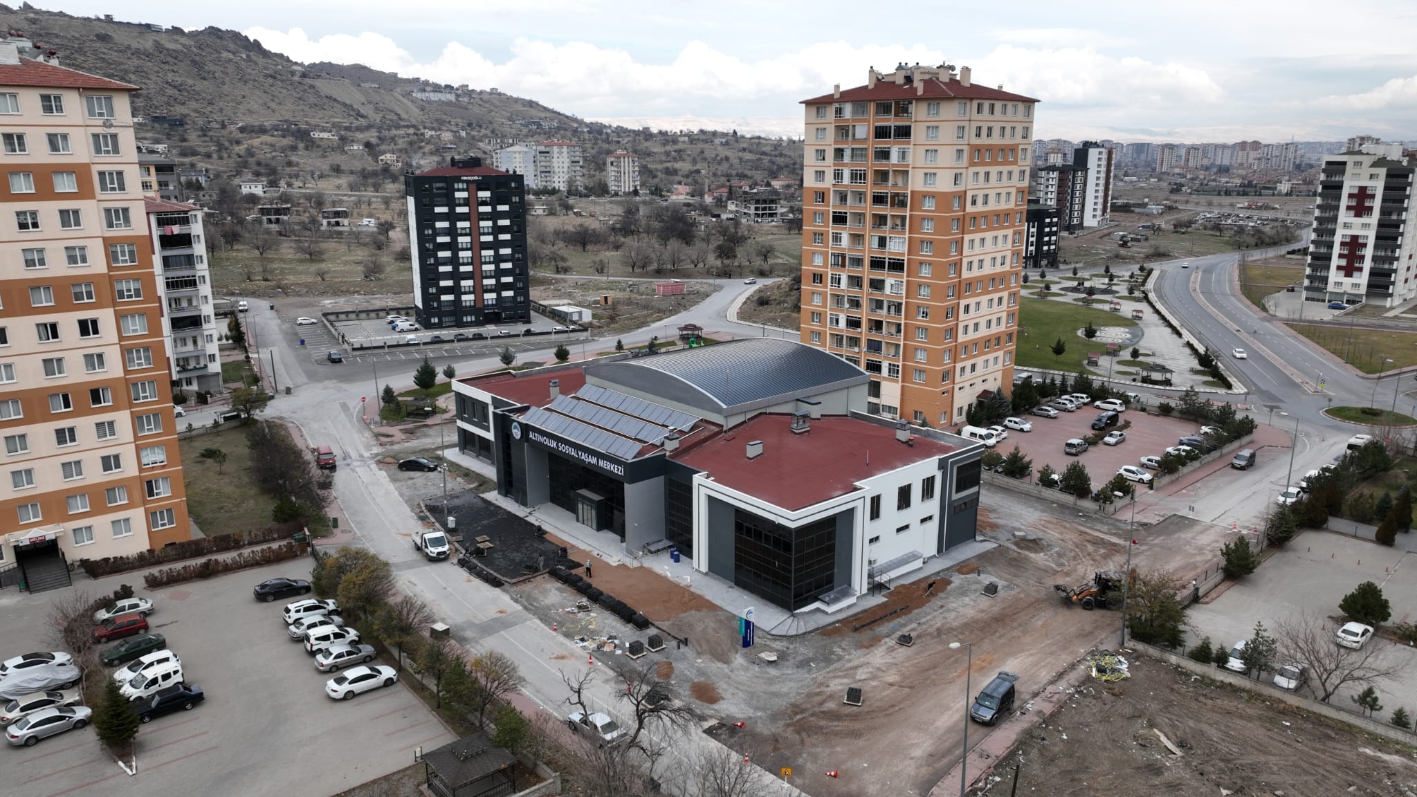 BÜYÜKKILIÇ'TAN MODERN VE DONANIMLI BİR SOSYAL MERKEZ DAHA: AÇILIŞ İÇİN GÜN SAYIYOR