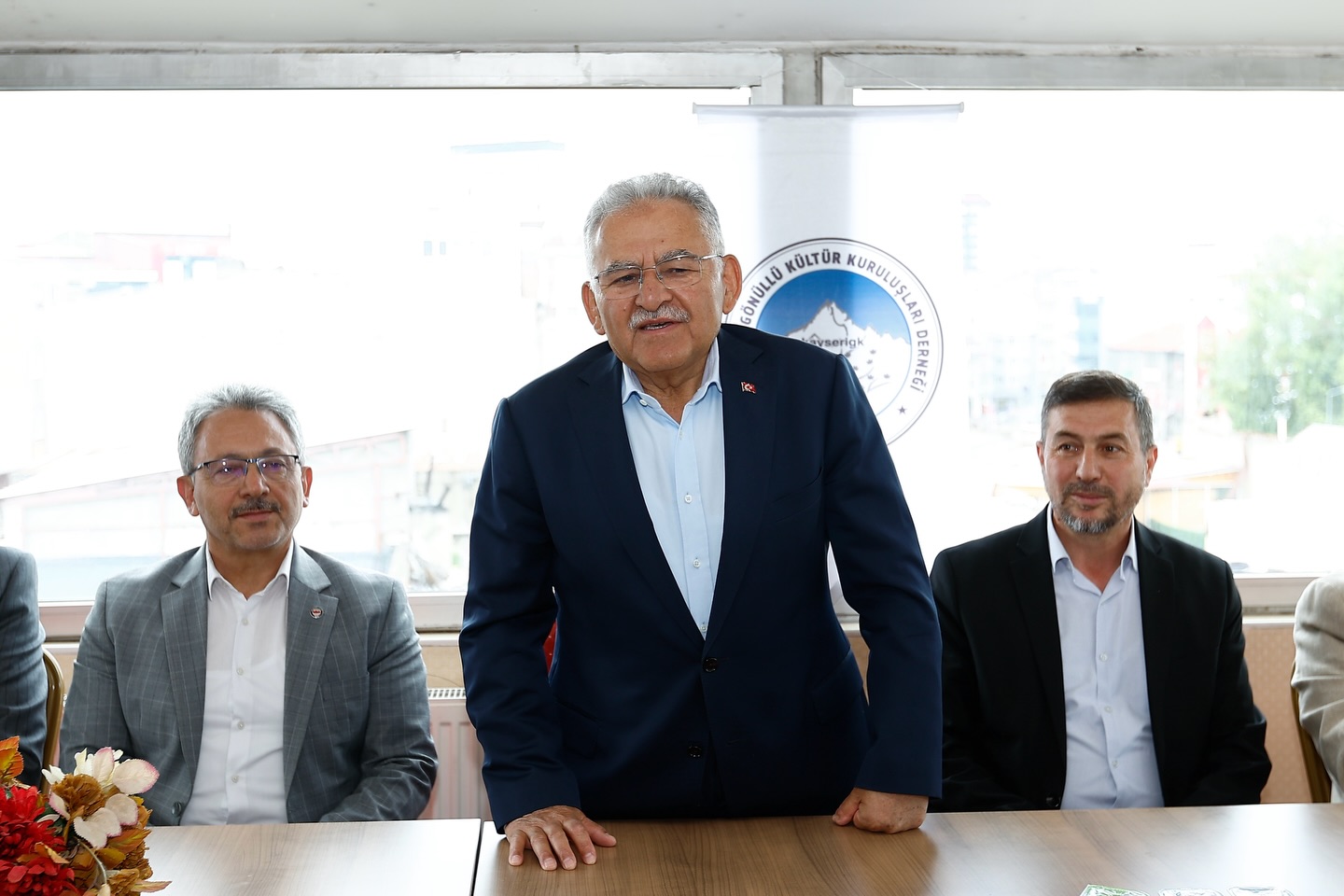 BAŞKAN BÜYÜKKILIÇ, GÖNÜLLÜ KÜLTÜR KURULUŞLARI TEMSİLCİLERİ İLE BAYRAMLAŞTI